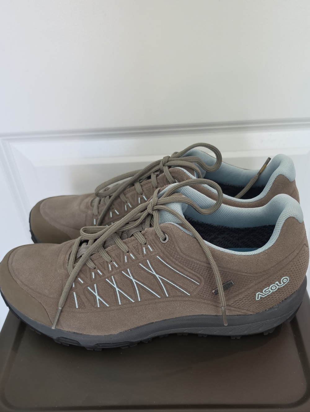 ASOLO Gore-Tex Hiking Shoes Women 9 Vibram Waterproof Trail Brown Gorpcore